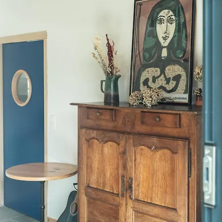 לינה וארוחת בוקר Maison Elgenia Saint-Martin-dʼArrossa