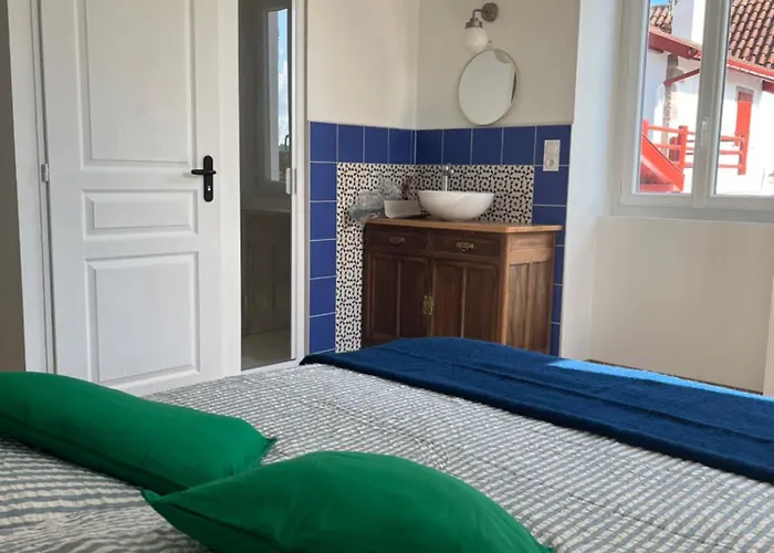 Maison Elgenia فندق مبيت وإفطار Saint-Martin-dʼArrossa